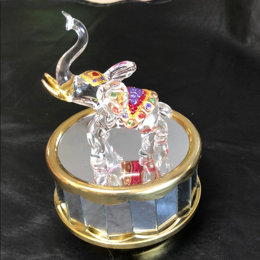 Temple elephant music box, Beethoven Fur Elise